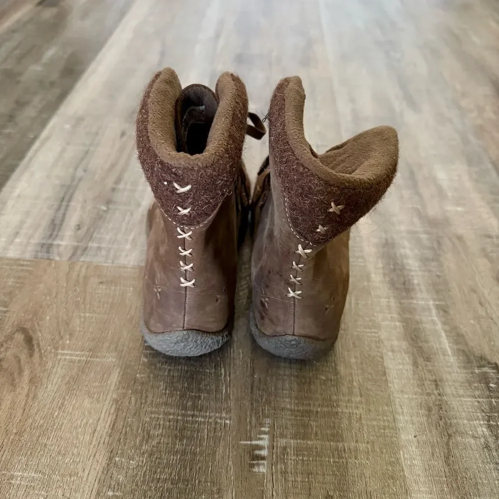 Keen stylish comfortable